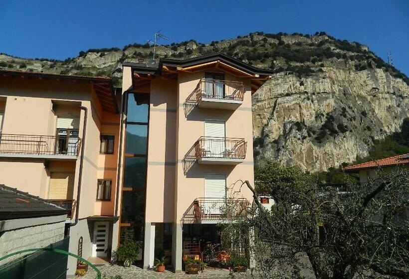 膳宿费 Villa Marina