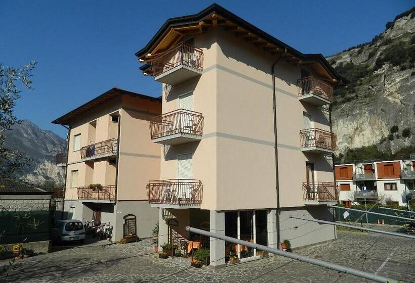 膳宿费 Villa Marina