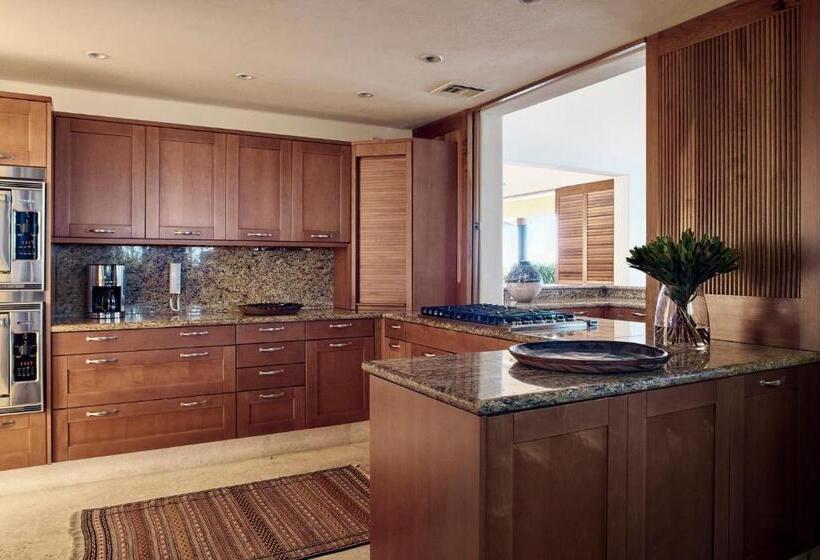 Four Seasons Resort Punta Mita