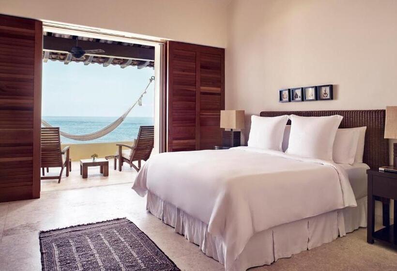 Four Seasons Resort Punta Mita