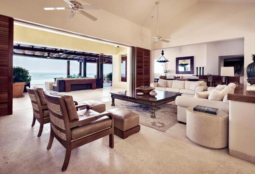 Four Seasons Resort Punta Mita