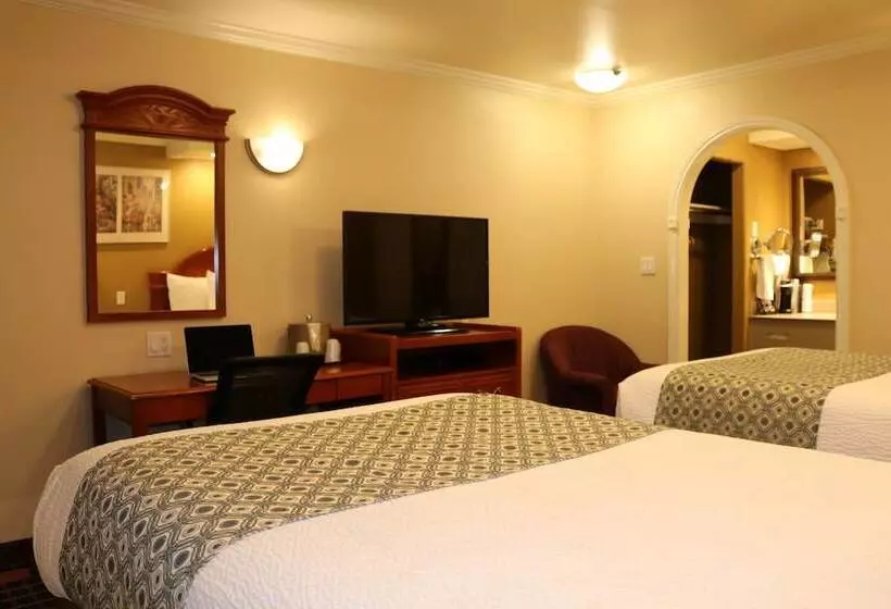 בית מלון כפרי Alexis Park