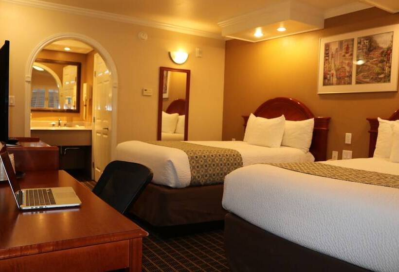 בית מלון כפרי Alexis Park