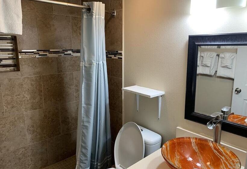 ホテル Blue Bay Inn And Suites