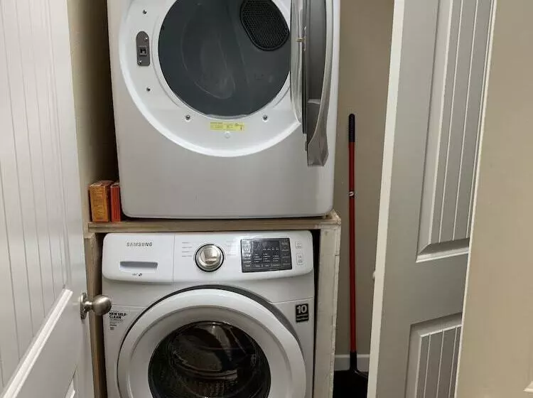 酒店 Blue Bay Inn And Suites