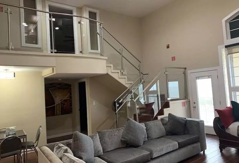 酒店 Blue Bay Inn And Suites