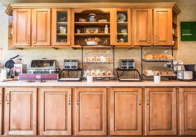 Отель Comfort Inn Pocono Lakes Region