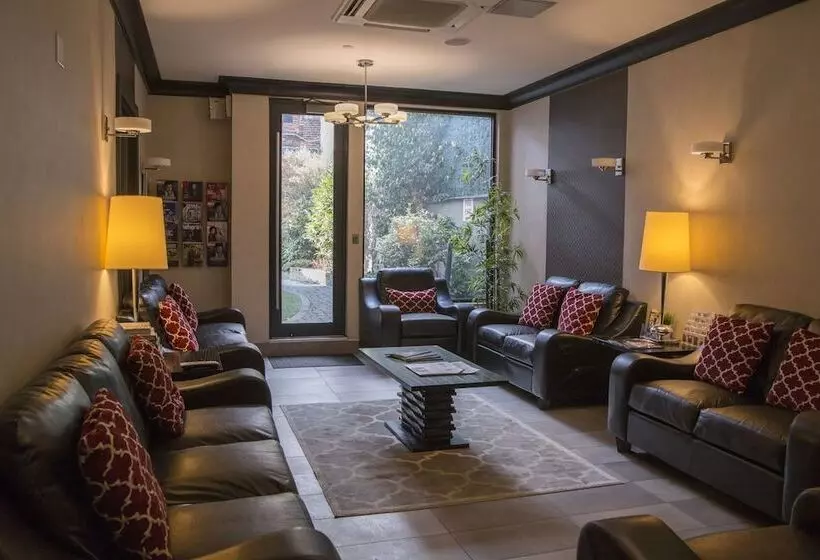 Condor Hotel By Luxurban