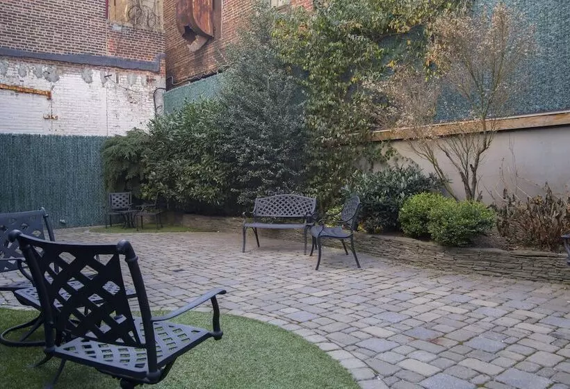 Condor Hotel By Luxurban