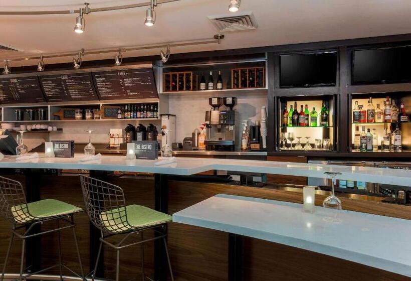 호텔 Courtyard By Marriott Potomac Mills Woodbridge