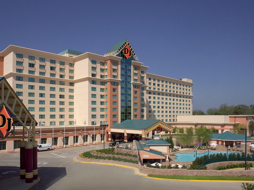 בית מלון כפרי Diamondjacks Casino And Resort