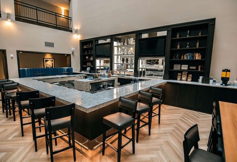 호텔 Doubletree By Hilton Lubbock  University Area