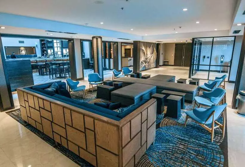 ホテル Doubletree By Hilton Lubbock  University Area