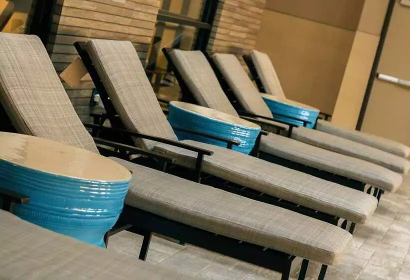 ホテル Doubletree By Hilton Lubbock  University Area