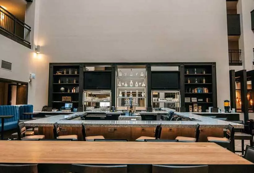 ホテル Doubletree By Hilton Lubbock  University Area