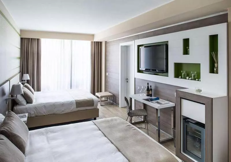 فندق Enjoy Garda