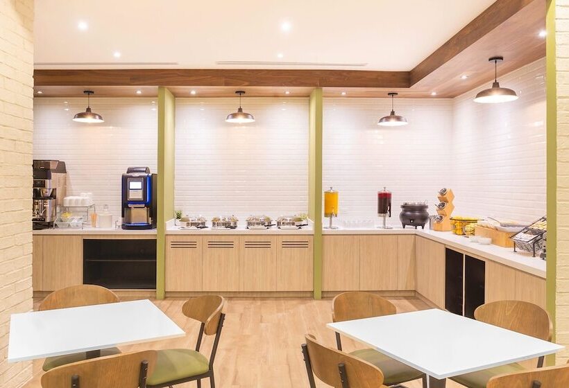 Hotel Fairfield By Marriott Los Cabos