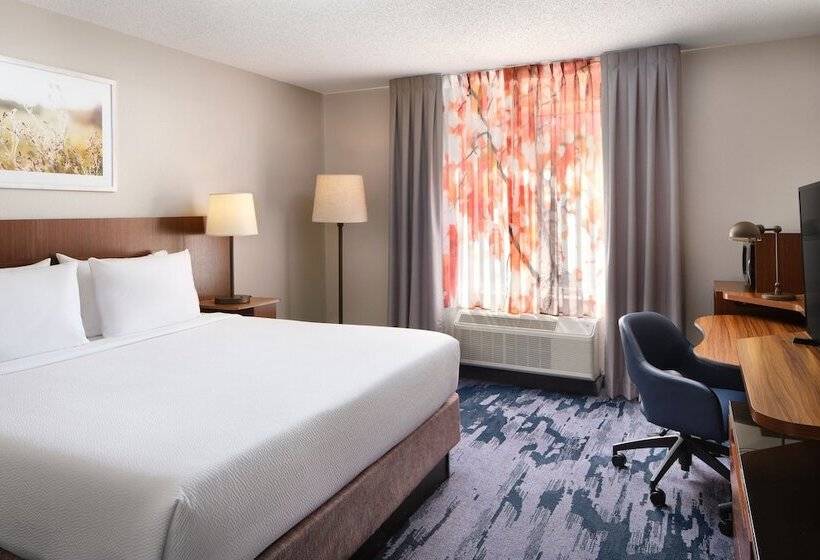 Отель Fairfield Inn & Suites By Marriott Jacksonville