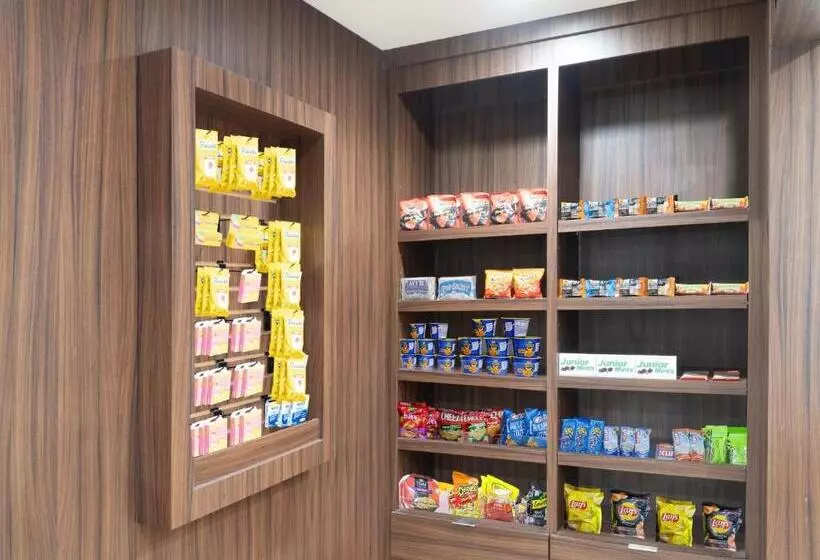 Garner Hotel Macon West, An Ihg