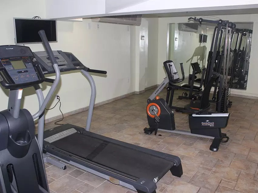 Otel Howard Johnson Inn Queens