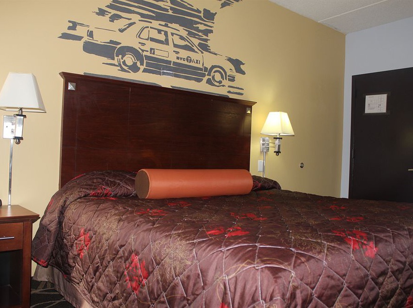 فندق Howard Johnson Inn Queens