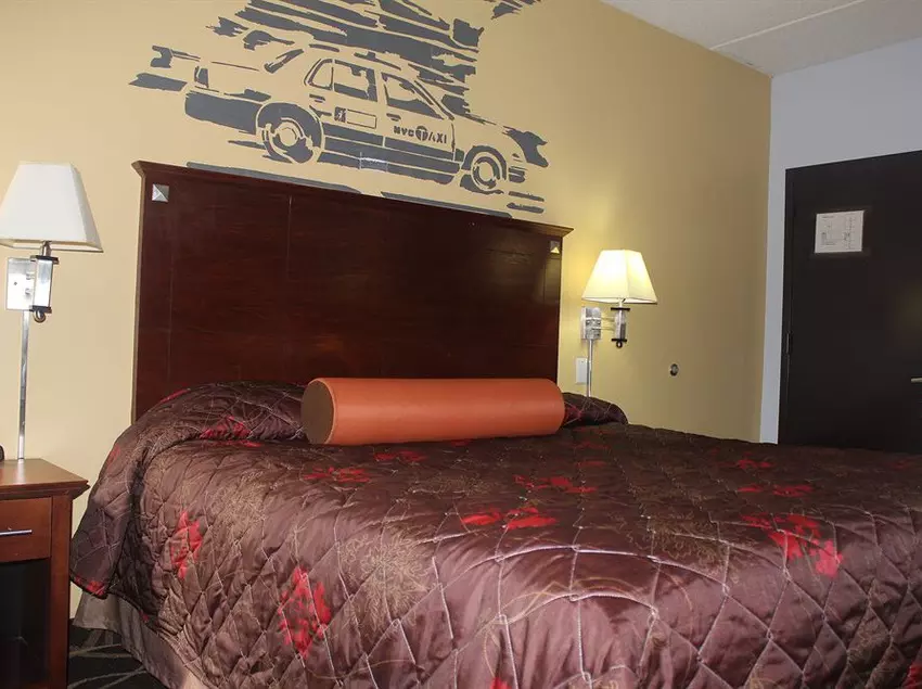 Otel Howard Johnson Inn Queens