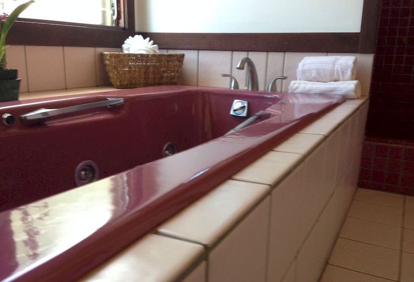 Poipu Bed And Breakfast Inn