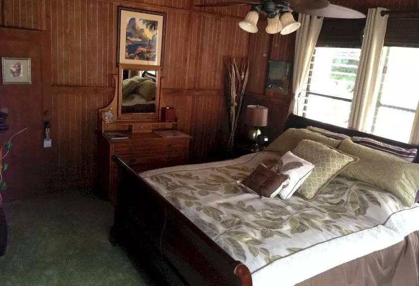 Poipu Bed And Breakfast Inn