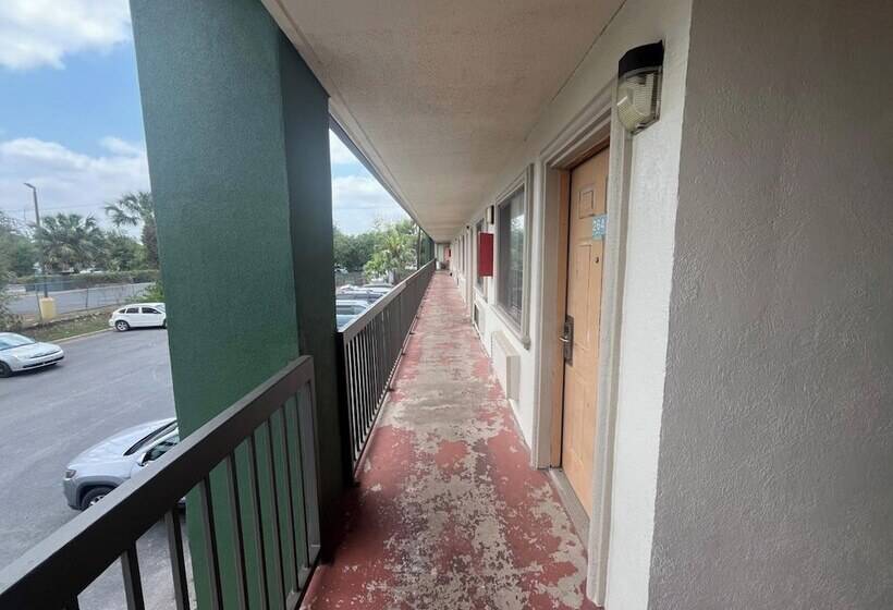 Отель La Copa Inn Brownsville