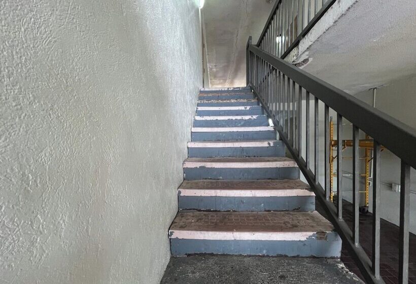 Отель La Copa Inn Brownsville