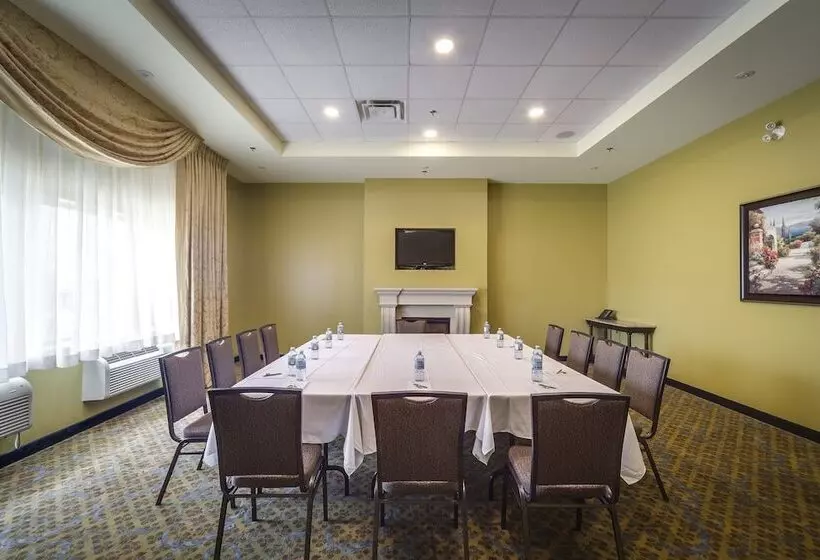 Szálloda Monte Carlo Inn & Suites Downtown Markham