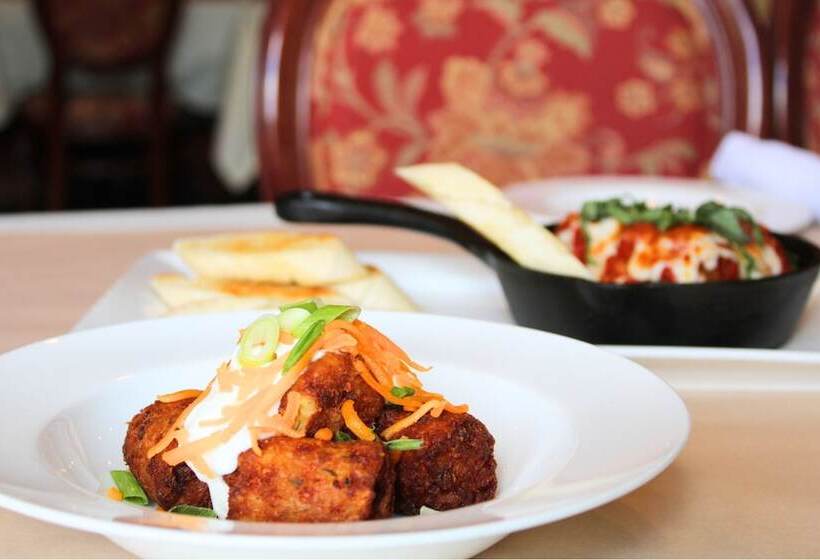 فندق Monte Carlo Inn & Suites Downtown Markham