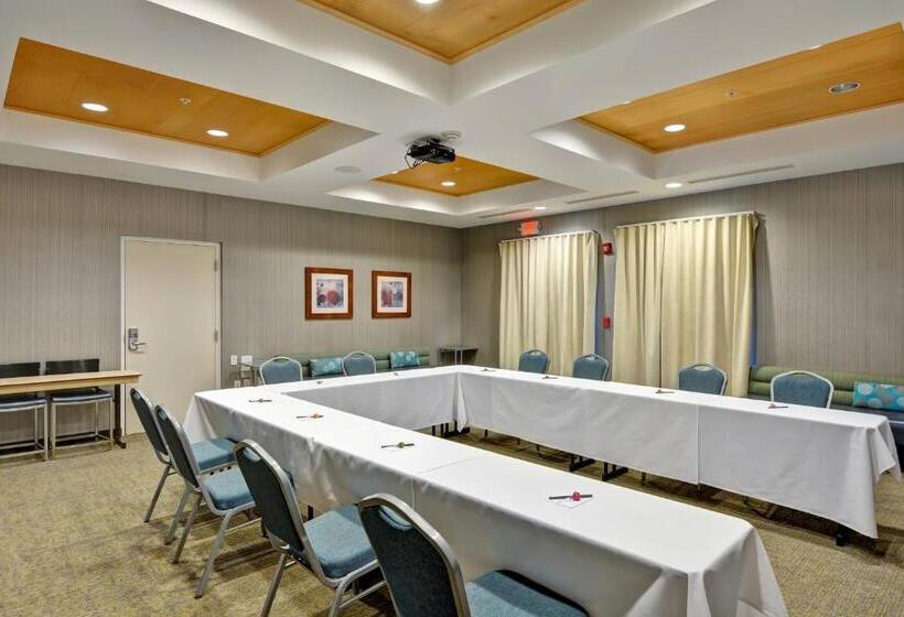 Отель Springhill Suites Cincinnati Airport South