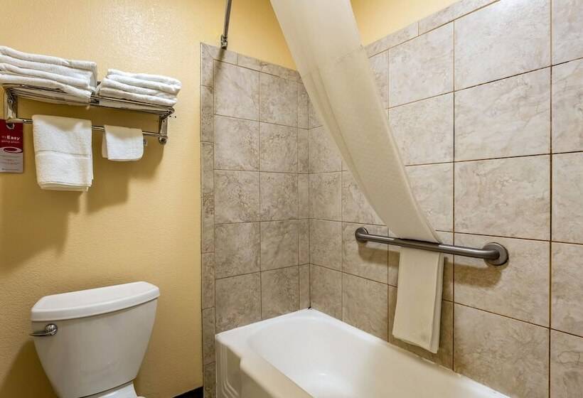 Мотель Econo Lodge Inn & Suites