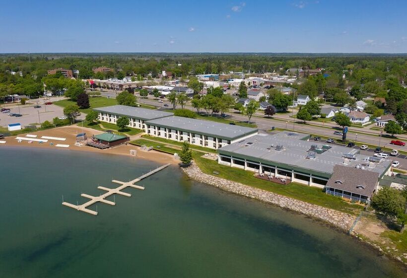 Tawas Bay Beach Resort