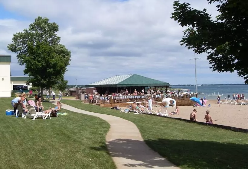 Tawas Bay Beach Resort
