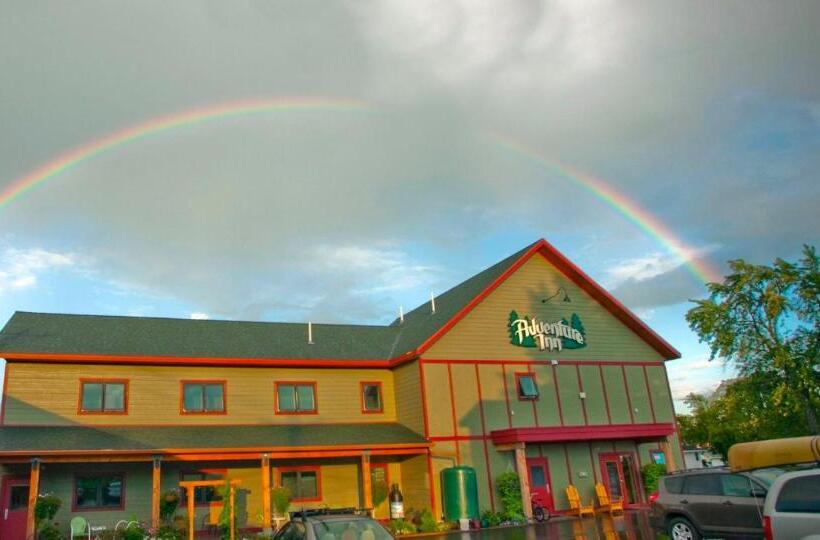 Общежитие Adventure Inn