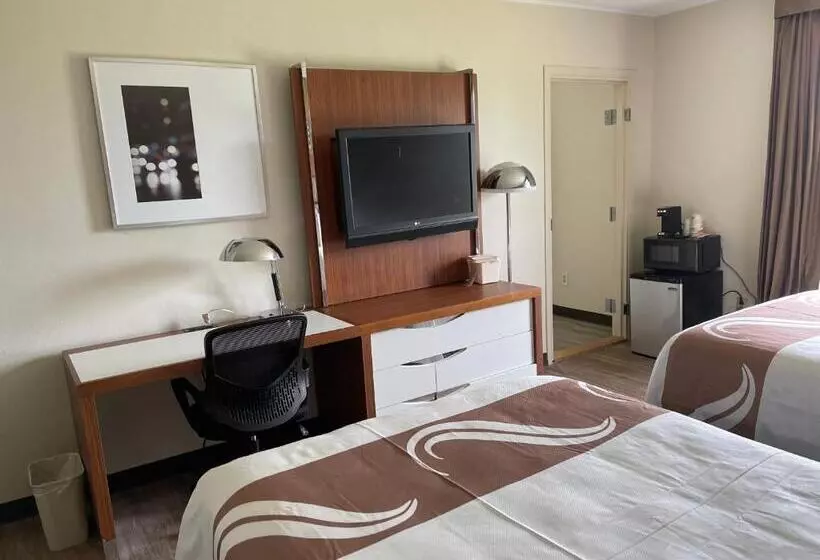 Retkeilymaja Quality Inn & Suites New Hartford   Utica