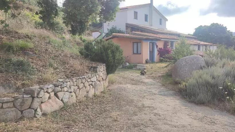 ベッドアンドブレックファースト Il Nuraghe