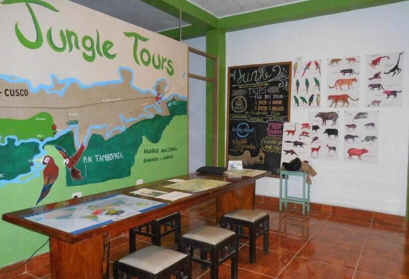 تختخواب و صبحانه Tambopata Hostel
