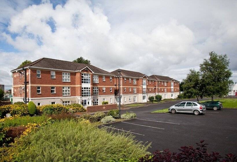 Courtbrack Accommodation   Hostel