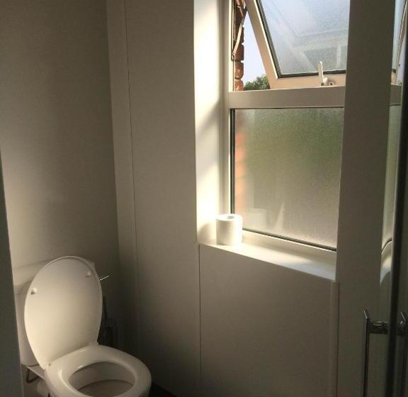 Courtbrack Accommodation   Hostel