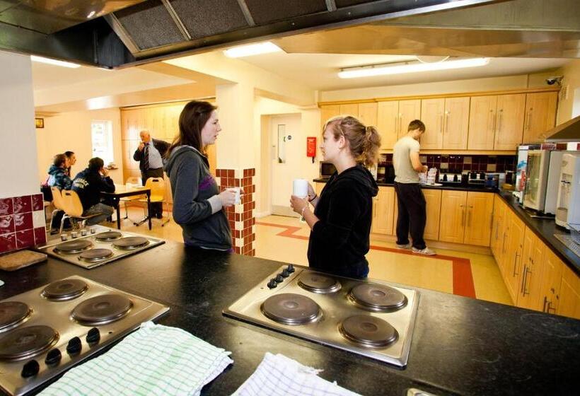 Courtbrack Accommodation   Hostel