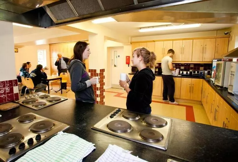 Courtbrack Accommodation   Hostel