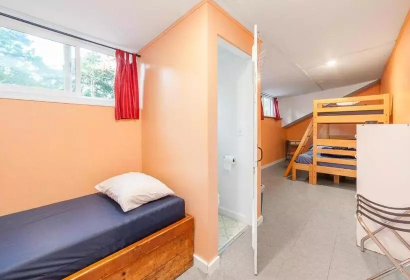 Hi Martha S Vineyard   Hostel