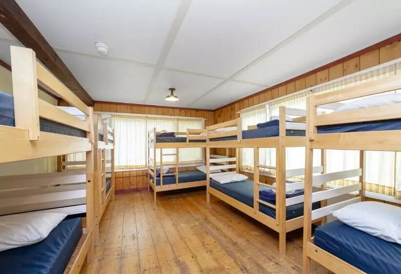 Hi Martha S Vineyard   Hostel
