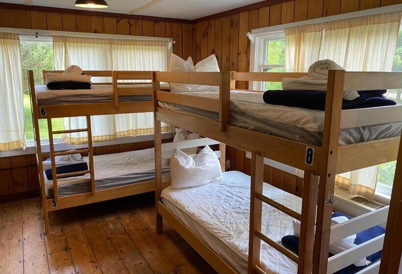 Hi Martha S Vineyard   Hostel