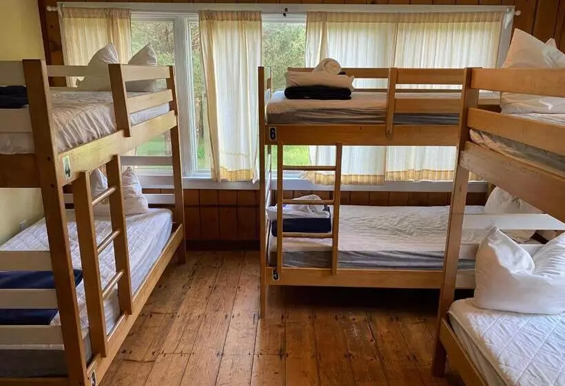 Hi Martha S Vineyard   Hostel