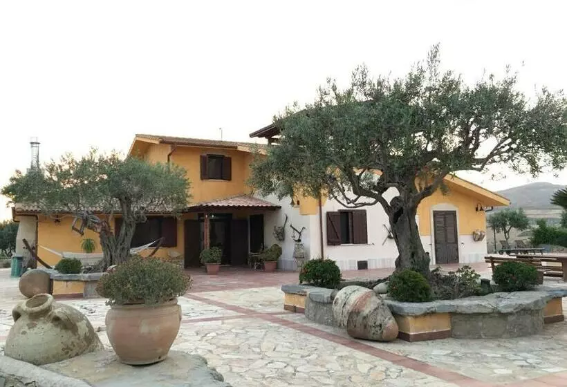 ホテル Agriturismo Tenuta San Giovanni Casale Leto