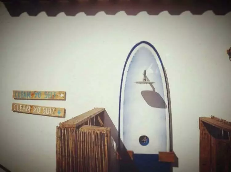 ペンション International Surf School & Camp